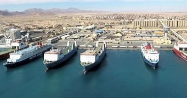 إغلاق ميناء الغردقة بسبب الأحوال الجوية السيئة 2 إغلاق ميناء الغردقة بسبب الأحوال الجوية السيئة