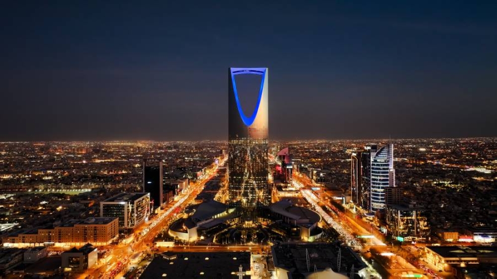 ارتفاع أسعار الذهب في الأسواق العالمية اليوم مع افتتاح دار الأركان أول صالة عرض حصرية لمجموعة أرماني كازا بالرياض 2 ارتفاع أسعار الذهب في الأسواق العالمية اليوم مع افتتاح دار الأركان أول صالة عرض حصرية لمجموعة أرماني كازا بالرياض