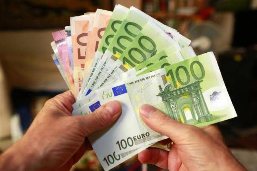 ارتفاع أسعار الذهب في الأسواق العالمية وسعر اليورو في مصر اليوم السبت 10 مايو 2025 2 ارتفاع أسعار الذهب في الأسواق العالمية وسعر اليورو في مصر اليوم السبت 10 مايو 2025