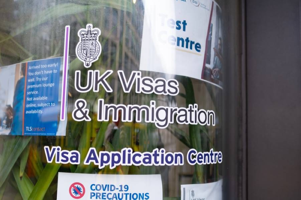 أسعار الذهب تشهد ارتفاعًا ملحوظًا في الأسواق العالمية اليوم بريطانيا تُعلن انتهاء "تجربة السوق الحرة الفاشلة" في سياستها للهجرة 2 أسعار الذهب تشهد ارتفاعًا ملحوظًا في الأسواق العالمية اليوم
بريطانيا تُعلن انتهاء “تجربة السوق الحرة الفاشلة” في سياستها للهجرة