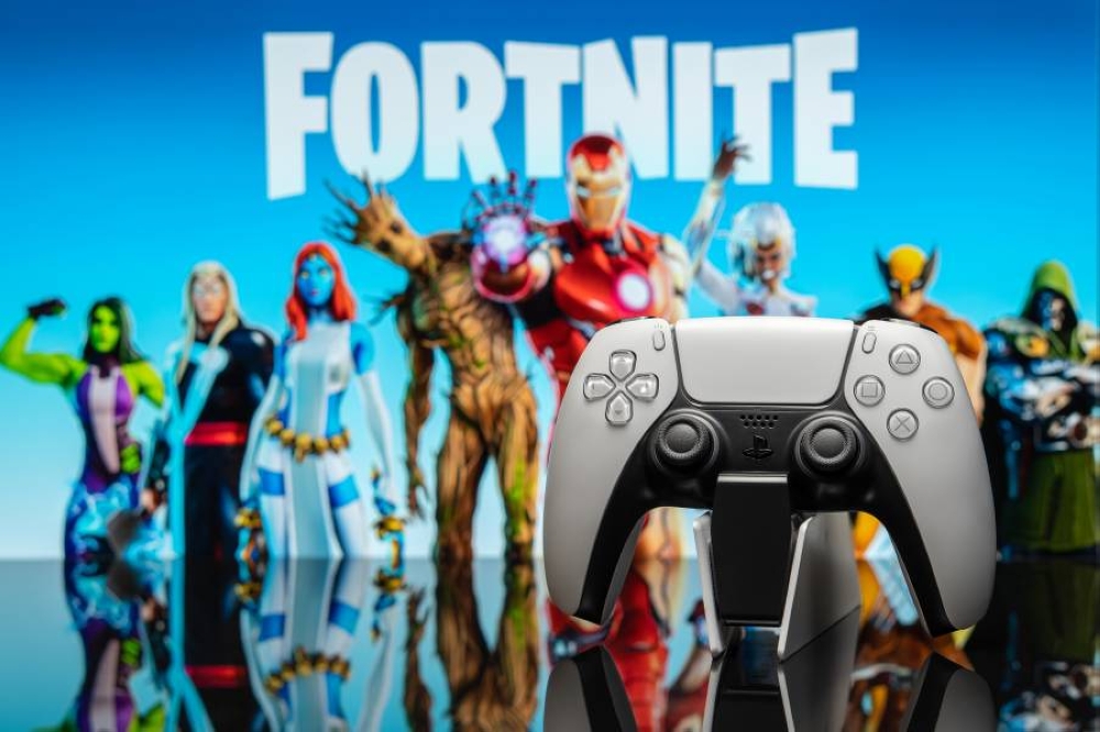 أسعار الذهب ترتفع في الأسواق العالمية اليوم بينما «إبيك غيمز» تحذف لعبة «فورتنايت» من أجهزة «آيفون» بانتظار رفع حظر أبل 2 أسعار الذهب ترتفع في الأسواق العالمية اليوم بينما «إبيك غيمز» تحذف لعبة «فورتنايت» من أجهزة «آيفون» بانتظار رفع حظر أبل